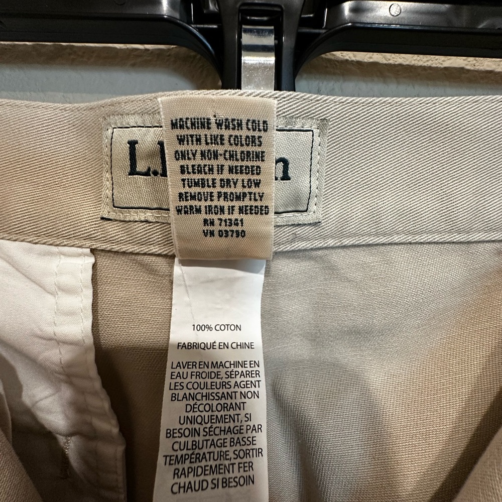 2 Items: L.L. Bean Women's Straight-Leg Capris AND Rafaella NWT Striped Top - Picture 5 of 8